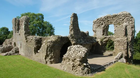 Llawhaden Castle