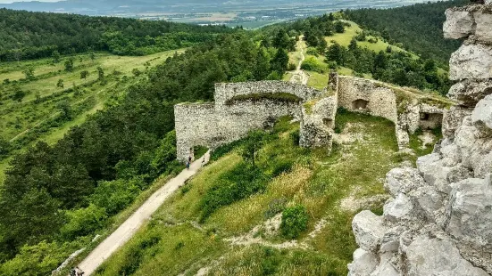 Cachtice Castle