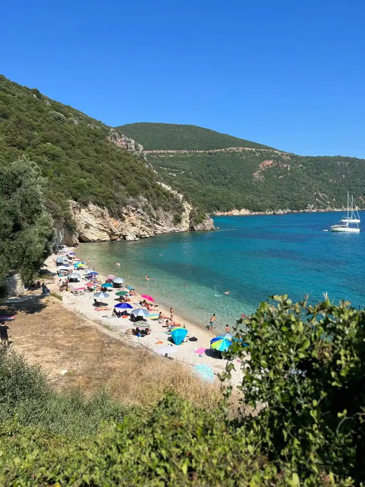 Hotels near i-baby.gr