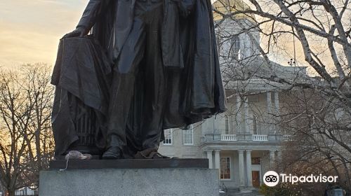 Franklin Pierce Statue