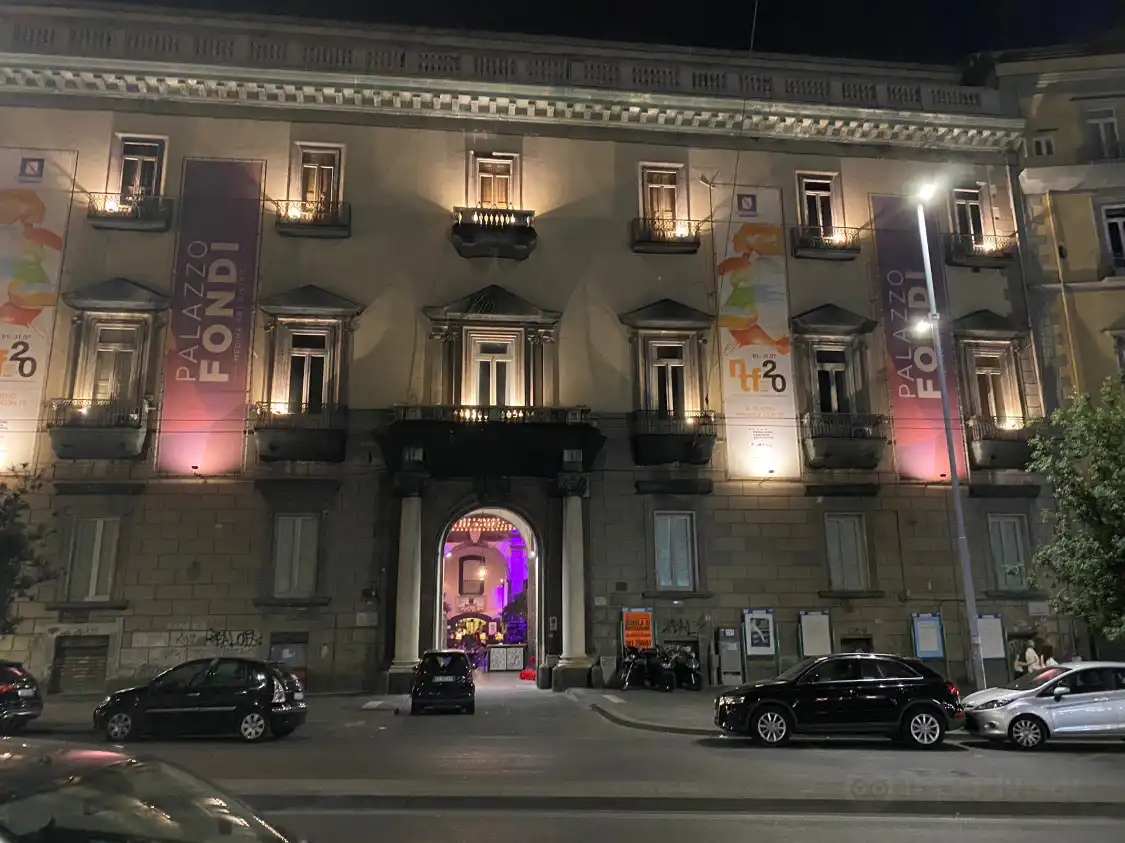 Hotels near Palazzo Fondi