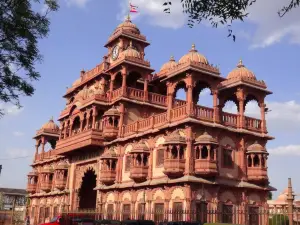 BAPS Shri Swaminarayan Mandir, Akshar Deri Gondal