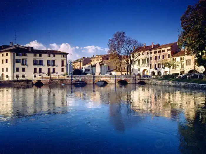 Hotel in zona I Buranelli