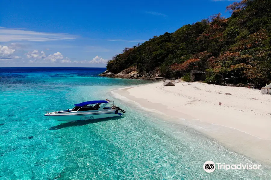 Offspray Leisure Private Boat Tours Phuket