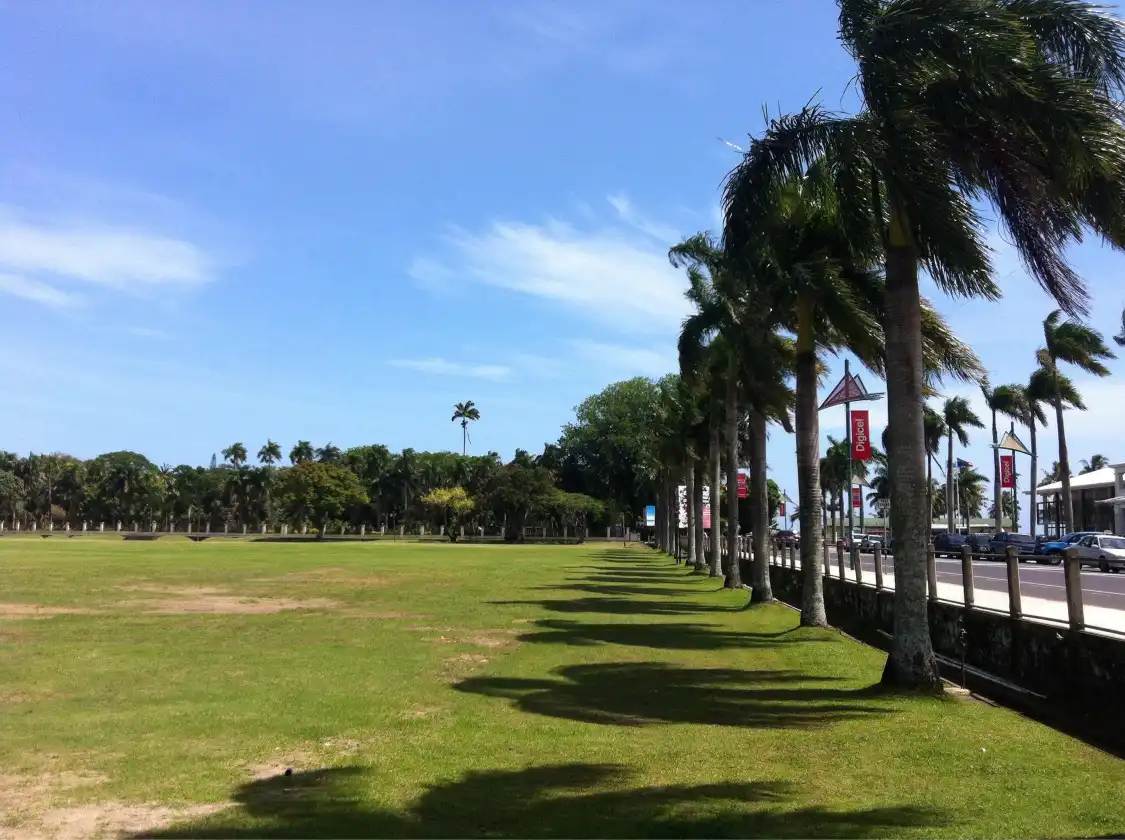 Hotels near Albert Park