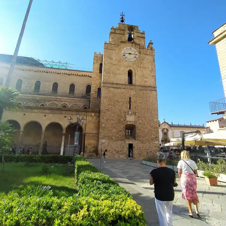 Hotel in zona Piazza Vittorio Emanuele