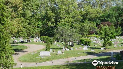 Oak Grove Cemetery