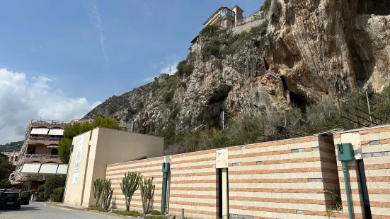 Red Rocks Museum (Museo dei Balzi Rossi)