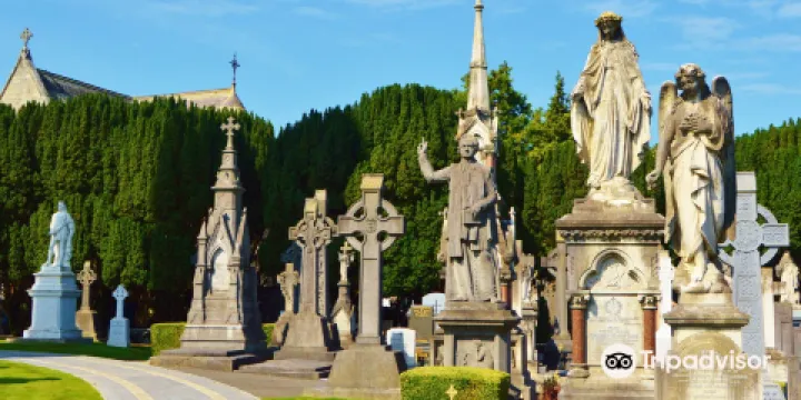 格拉斯內文公墓