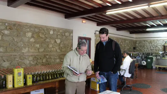 Núñez de Prado- Fabrica de Aceite de Oliva Ecológico