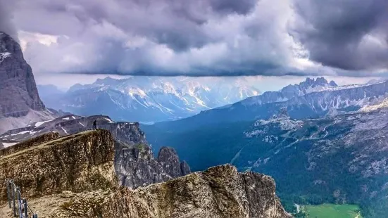 Rifugio Lagazuoi