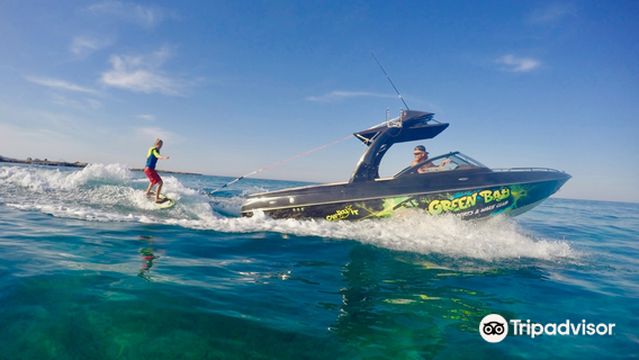Green Bay Watersports & Wake Academy, wakesurfing & wakeboarding