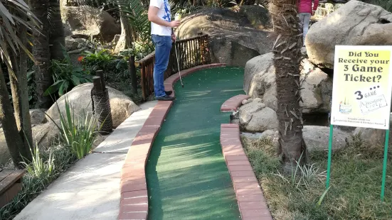 ADVENTURE GOLF - Fourways