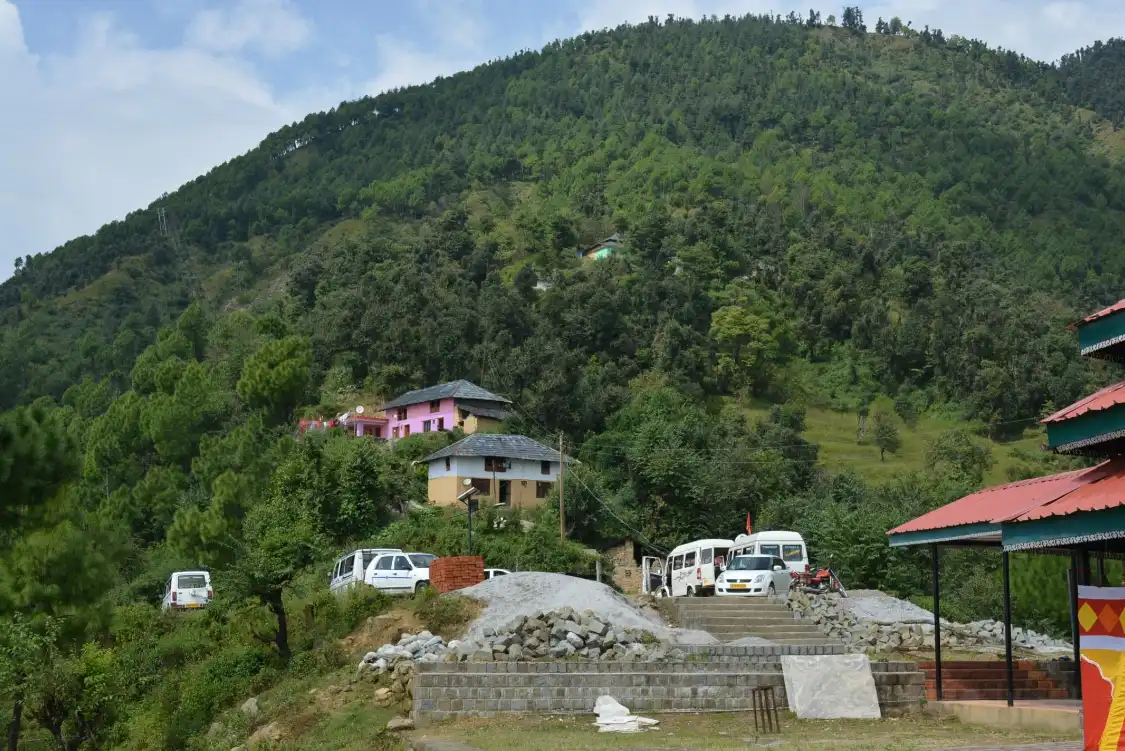 Hotels near Shree Jakhani Mata Temple