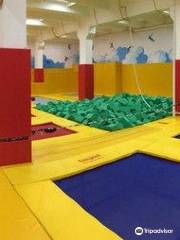 Trampoline Center V Oblakakh