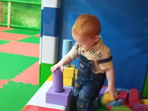 Children Entertainment Center Bumerang