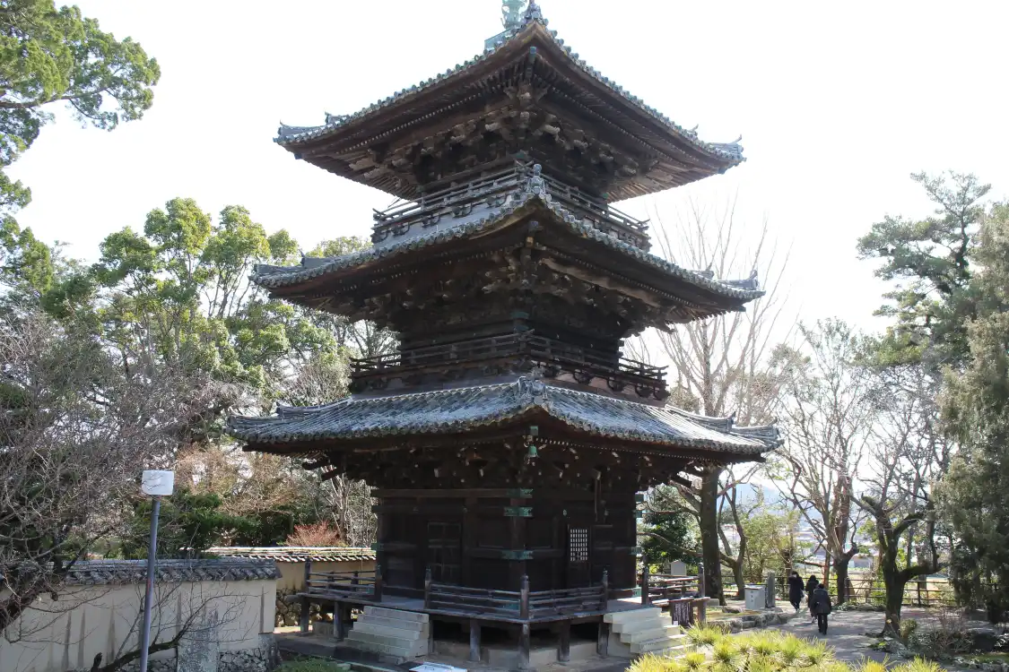 Hotels near Dojoji Temple