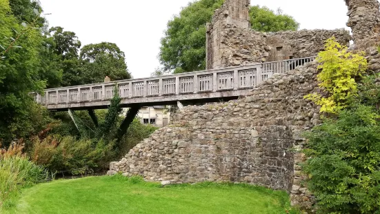 Whittington Castle