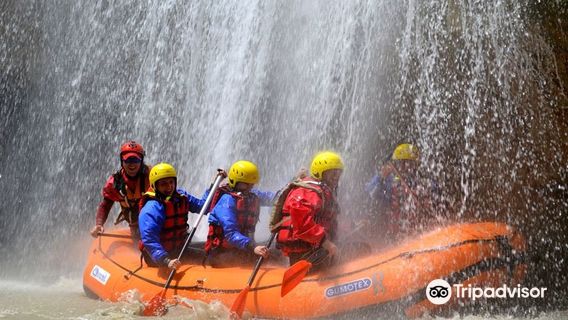 Albania Rafting Group Tours