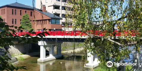 中橋