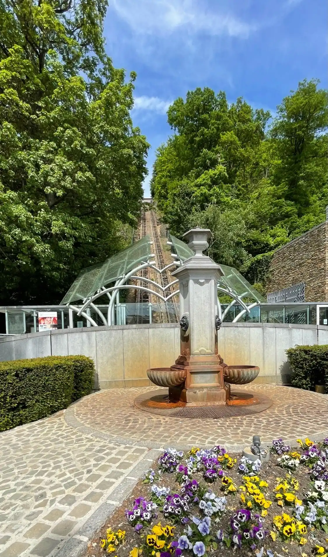 Hotels near Pouhon Pierre le Grand