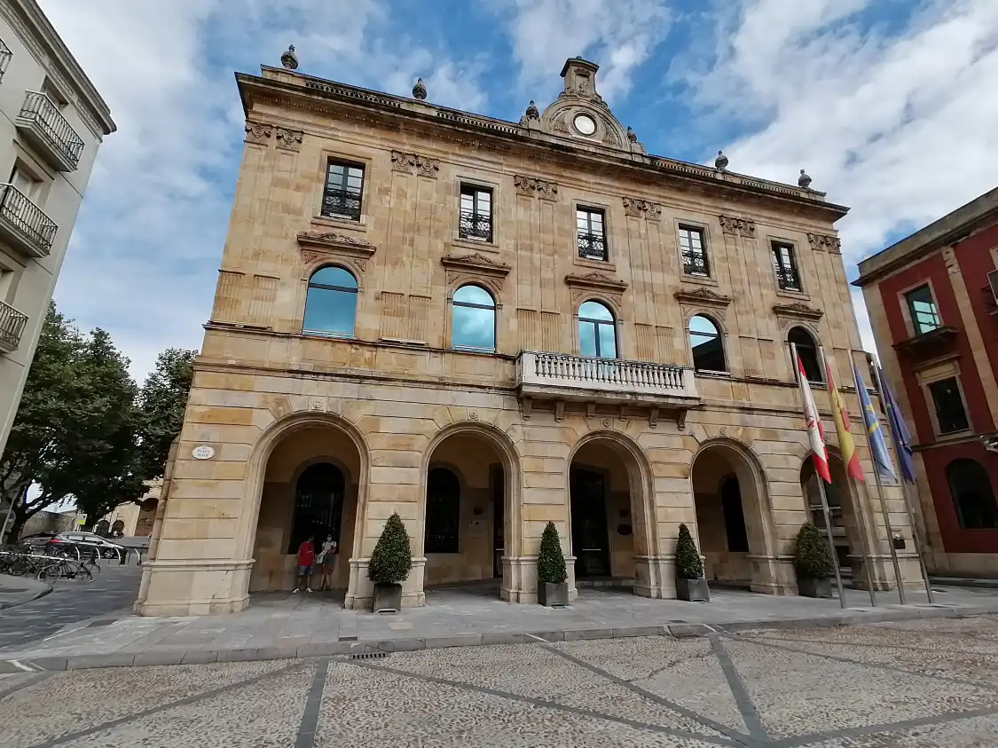 Hotels near Ayuntamiento De Gijon