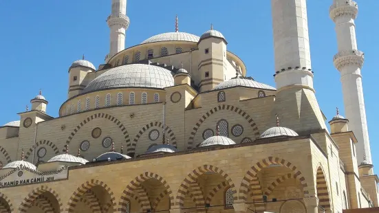 Abdul Hamid Han Mosque