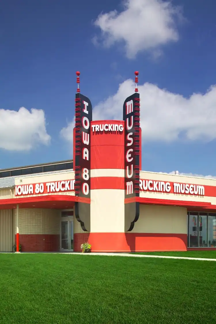 Hotels in Walcott