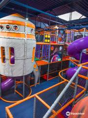 AIRO - Park Trampolin i Sala Zabaw Space Kids