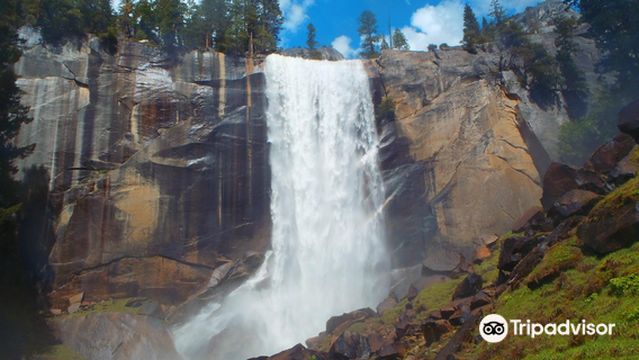 Panorama And Pohono Trailheads