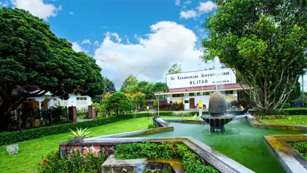 Hotel di Nglegok