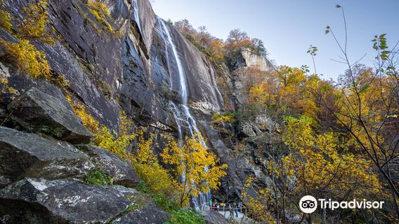 Chimney Rock at Chimney Rock State Park