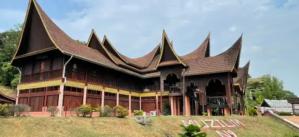 Hotels near Seremban 2