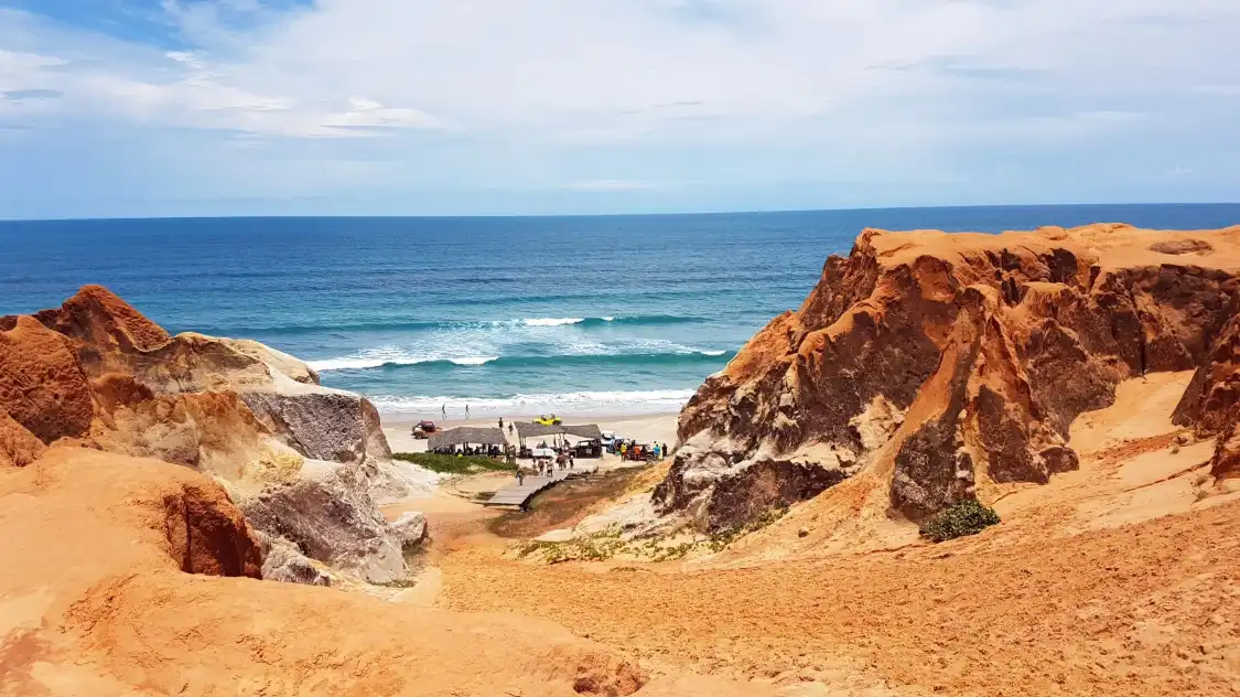 Hotels near Fontes Beach