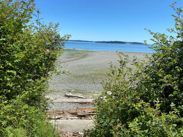 Hotels in North Saanich