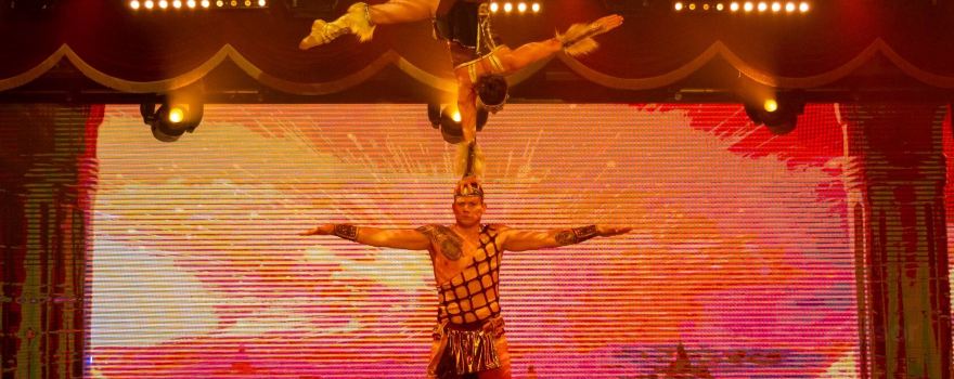 Cabaret Cirque National Palace