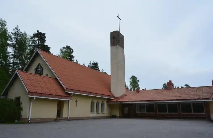 Hotels near Paaskylahden kirkko