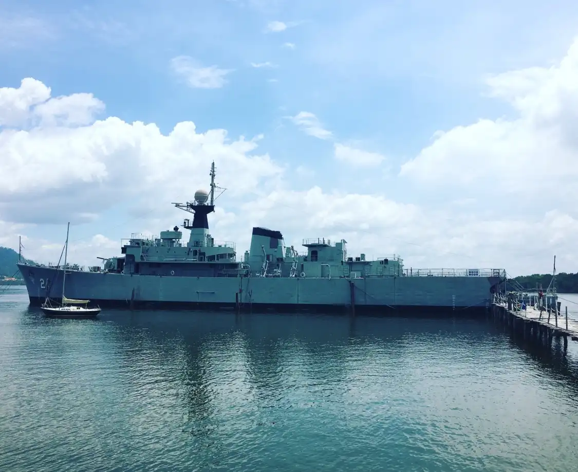 Hotels near Rahmat Maritime Museum
