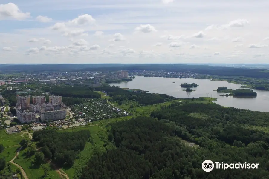 Nizhne-Isetskiy Pond