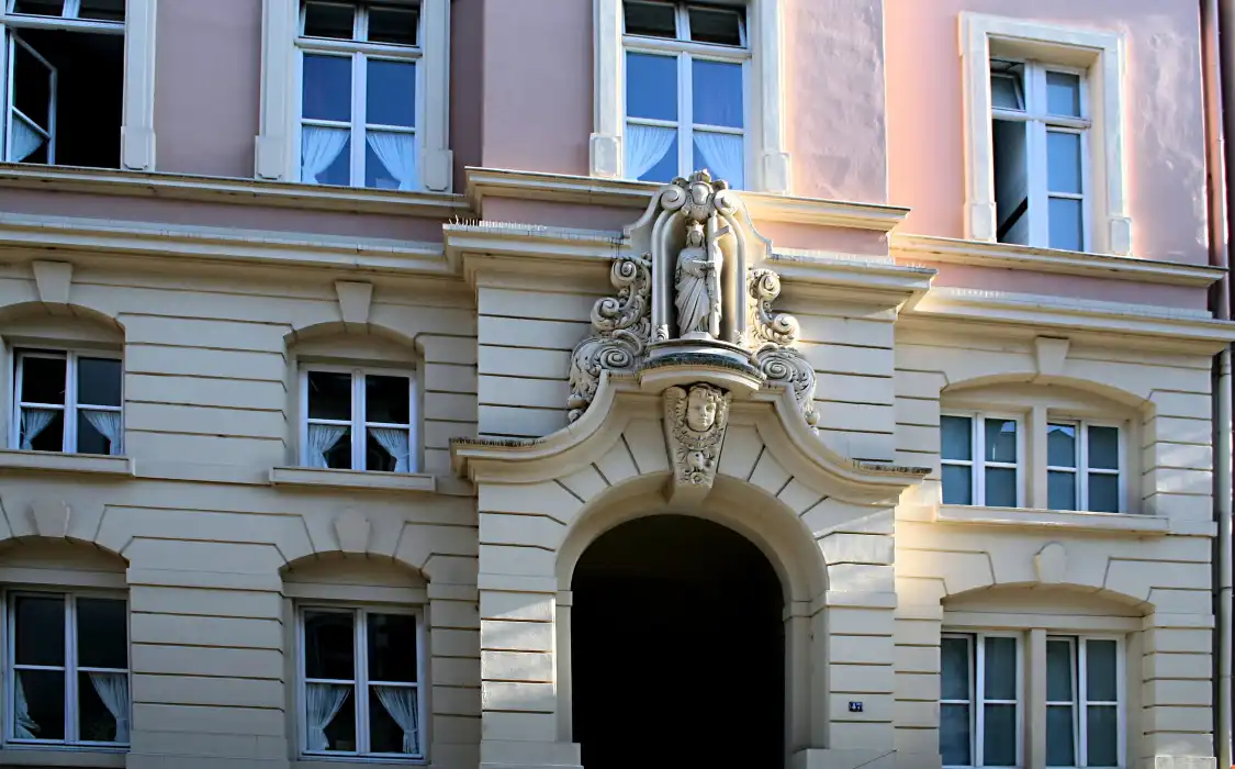 Hotels in der Nähe von Alten- und Pflegeheim Helenenhaus