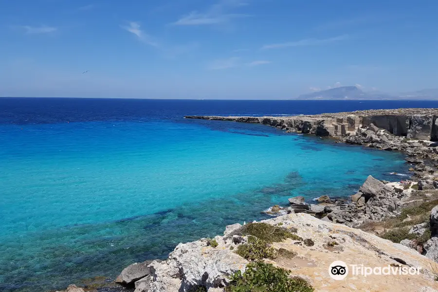 Spiaggia di Cala Rossa