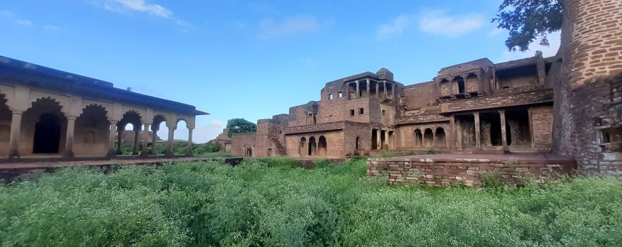 Narwar Fort | नरवर किला