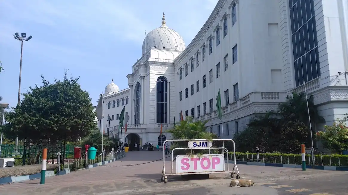 Hotel berhampiran Salar Jung Museum