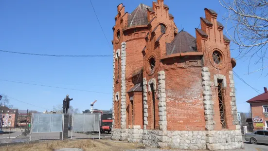 Monument to Lenin