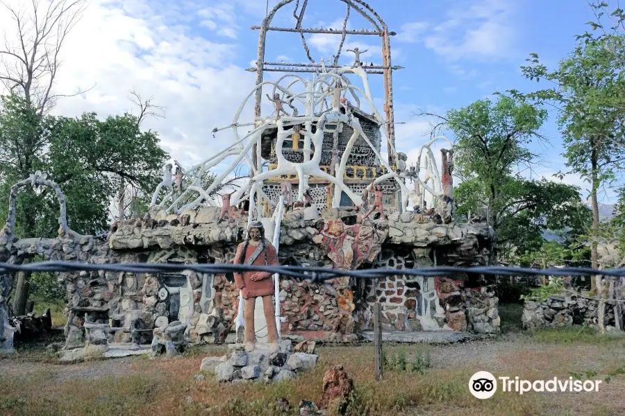 Thunder Mountain Monument