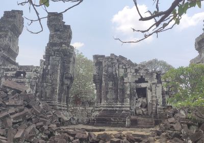 Phnom Bok Temple