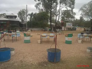 Pats Gems Tourist Fossicking Park & Licenced Cafe