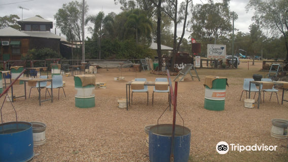 Pats Gems Tourist Fossicking Park & Licenced Cafe