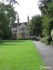 Southover Grange Gardens