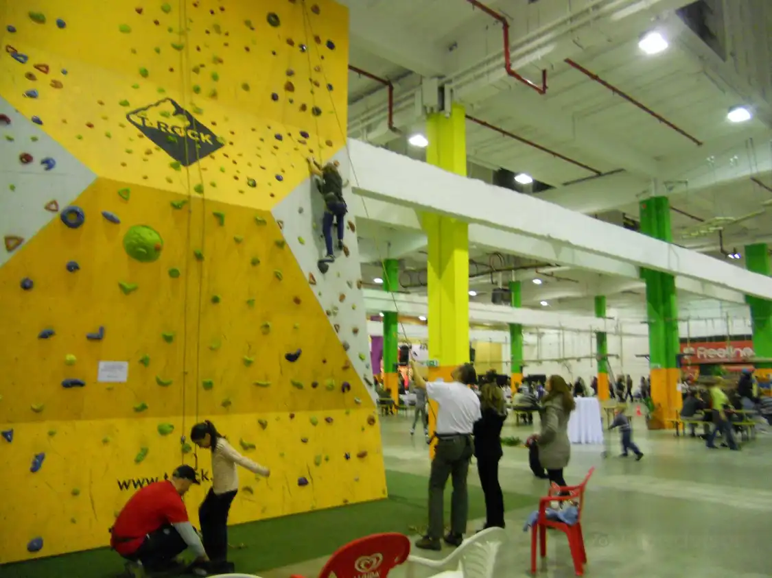 Hotel in zona eXbox Action Park